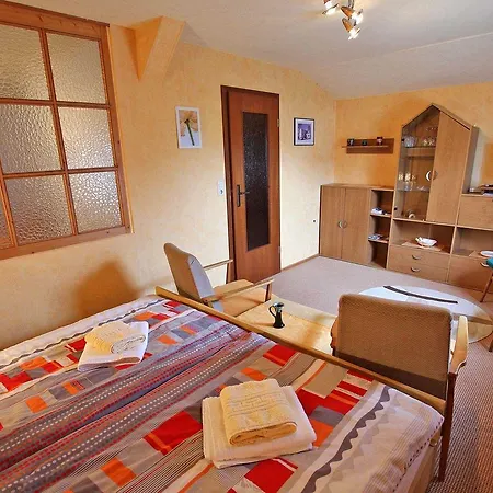 Ferienwohnung Altenkirchen Rueg 22 阿尔滕基兴