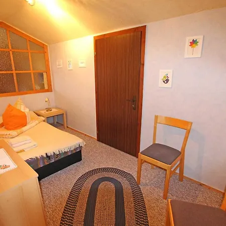 Ferienwohnung Altenkirchen Rueg 22 阿尔滕基兴