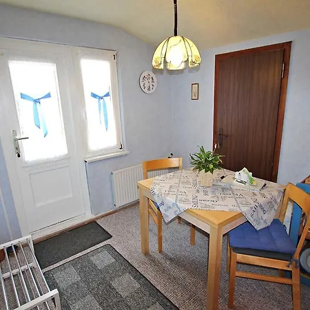Ferienwohnung Altenkirchen Rueg 22 *